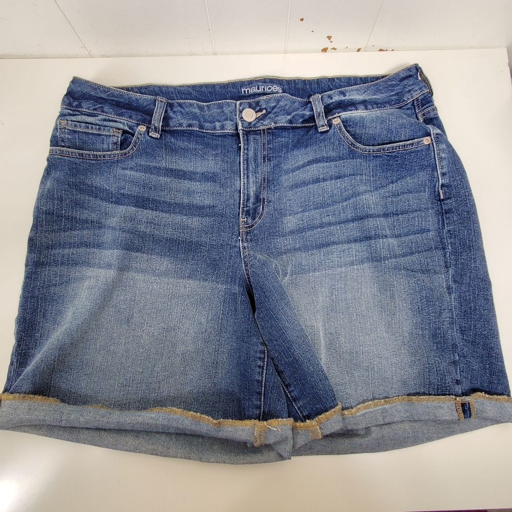 Maurices jean shorts size 20W